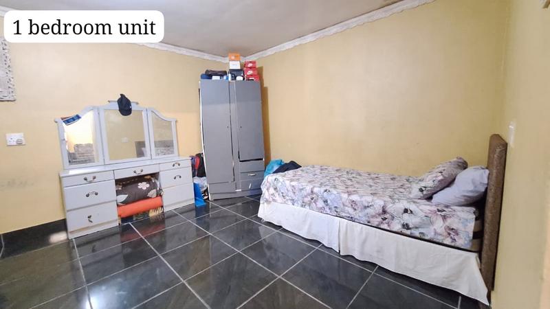 6 Bedroom Property for Sale in Wesbank Western Cape